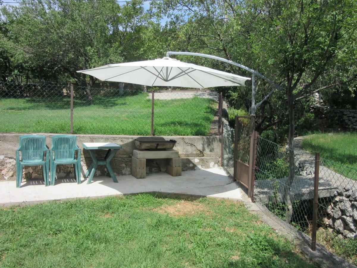 Apartmani Gracijela Karlobag Exterior foto